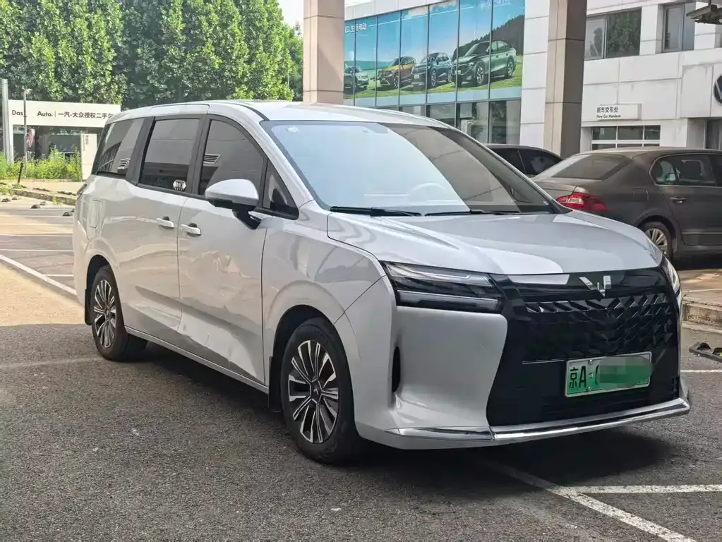 Wuling Starlight 730 New Energy — фото 10