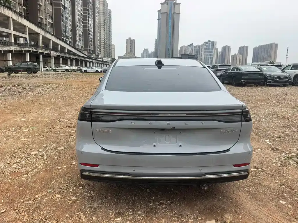 Geely 银河A7 EM — фото 7