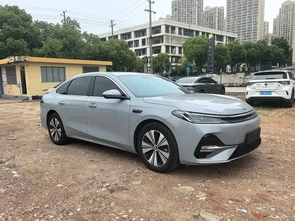 Geely 银河A7 EM — фото 10