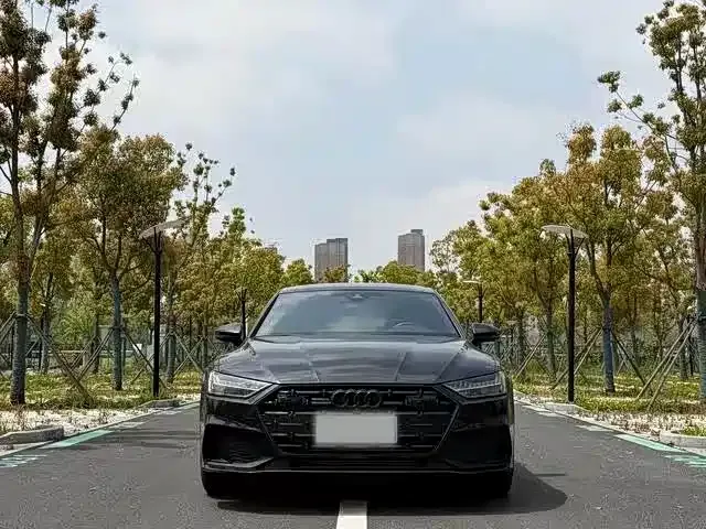 Audi A7L — фото 4
