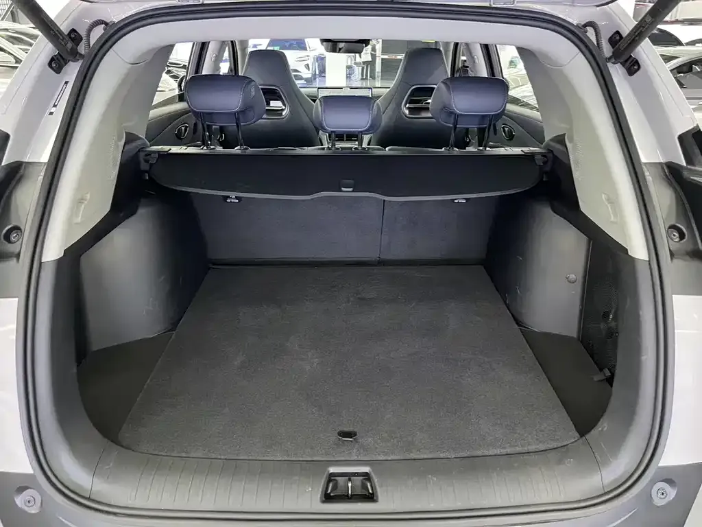 BYD Hiace 07 DM-i — фото 3