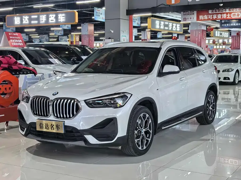 BMW X1 — фото 1