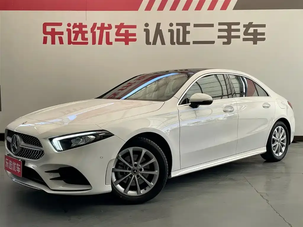 Mercedes-Benz A-Class — фото 1