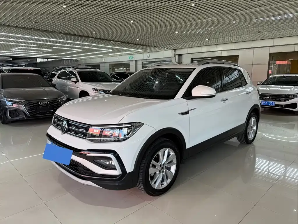 Volkswagen T-Cross — фото 1