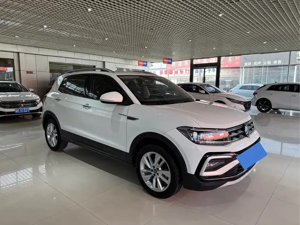 Volkswagen T-Cross — фото 7