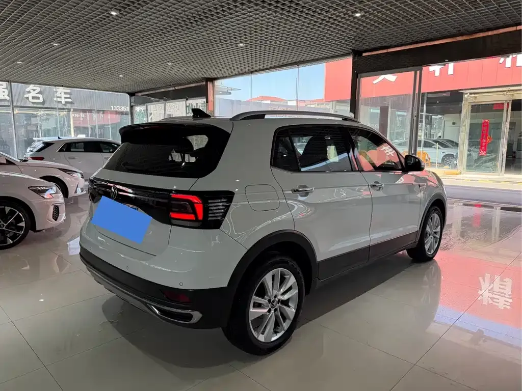 Volkswagen T-Cross — фото 8