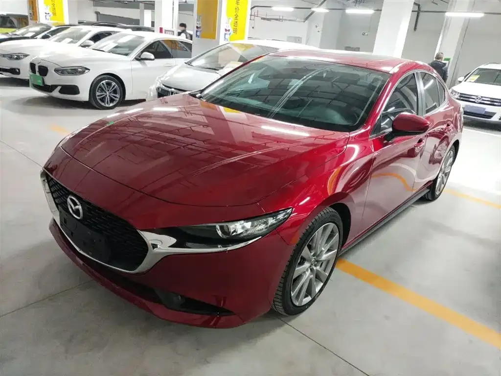 Mazda 3 Axela — фото 1