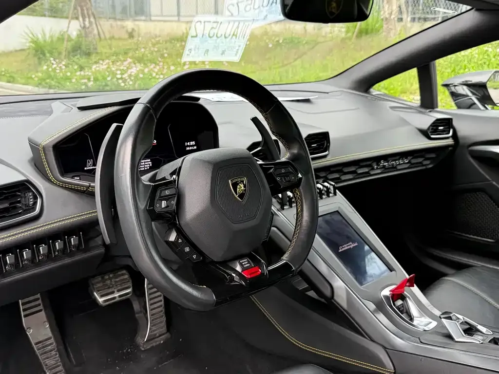 Lamborghini Huracan — фото 7