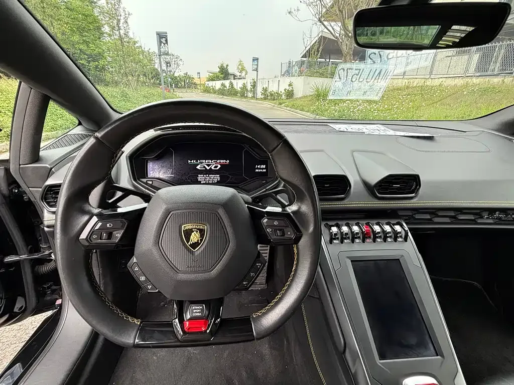 Lamborghini Huracan — фото 3