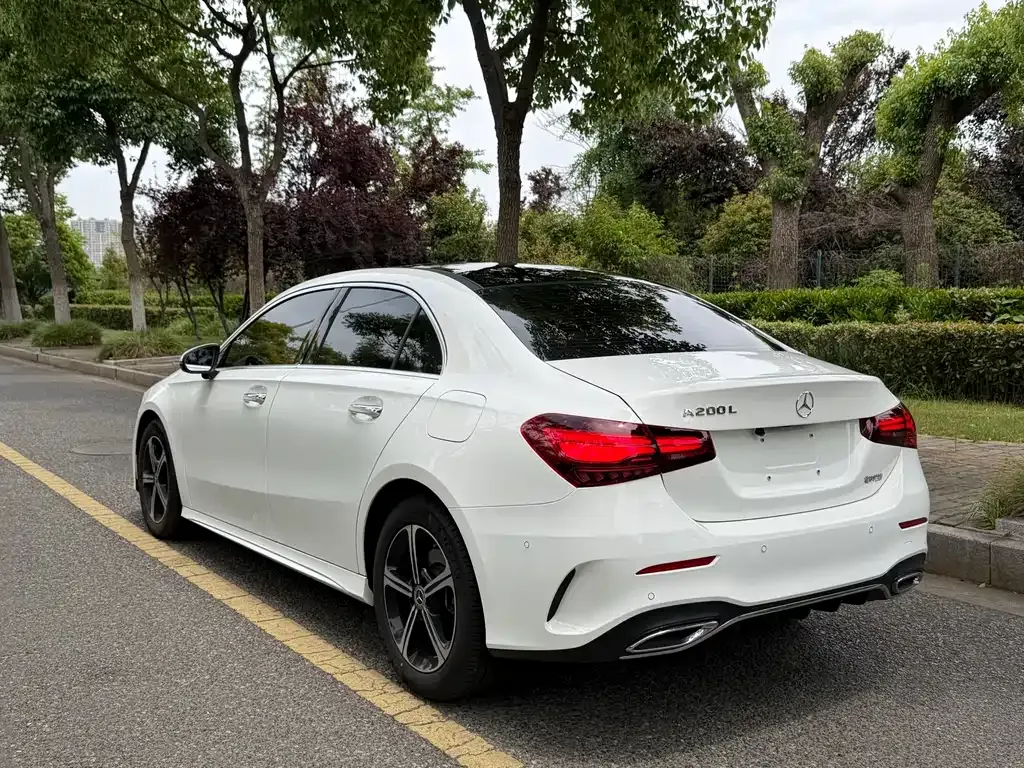 Mercedes-Benz A-Class — фото 6