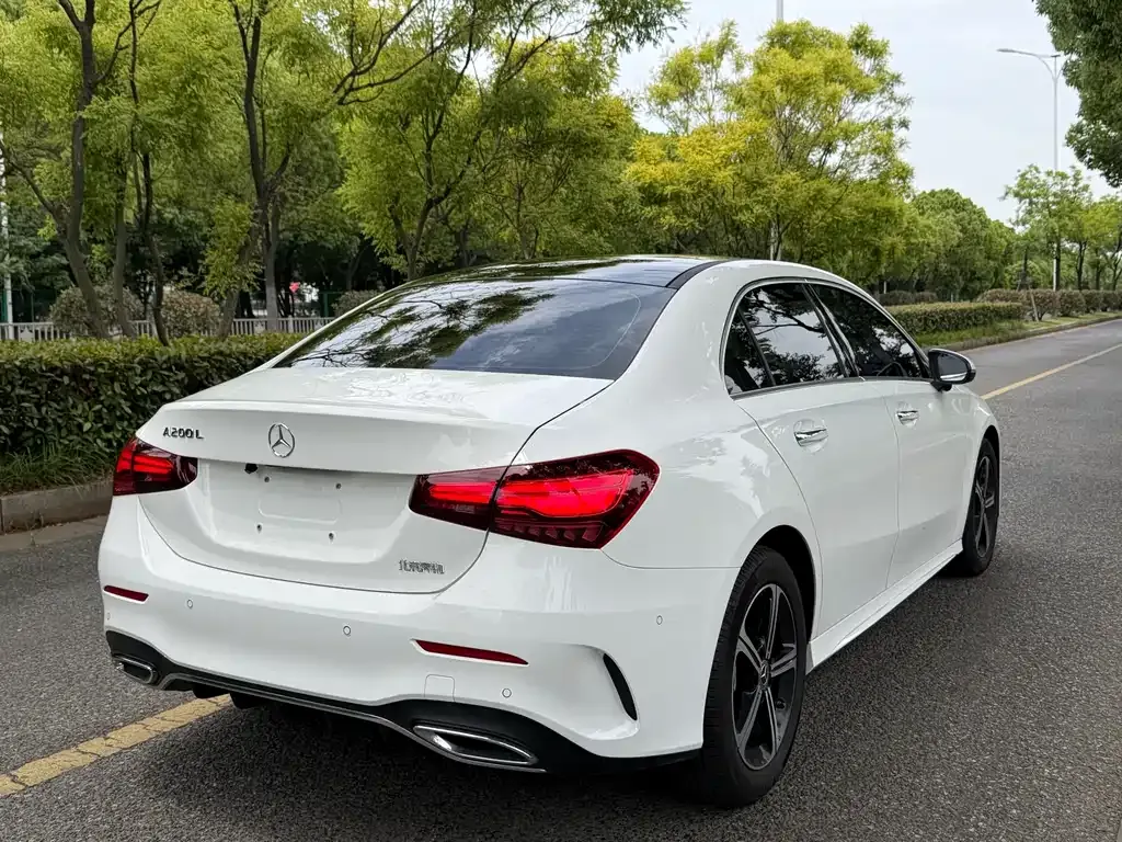Mercedes-Benz A-Class — фото 8