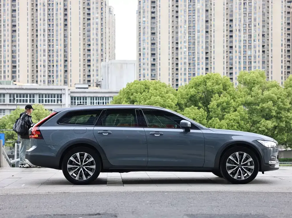 Volvo V90 — фото 6