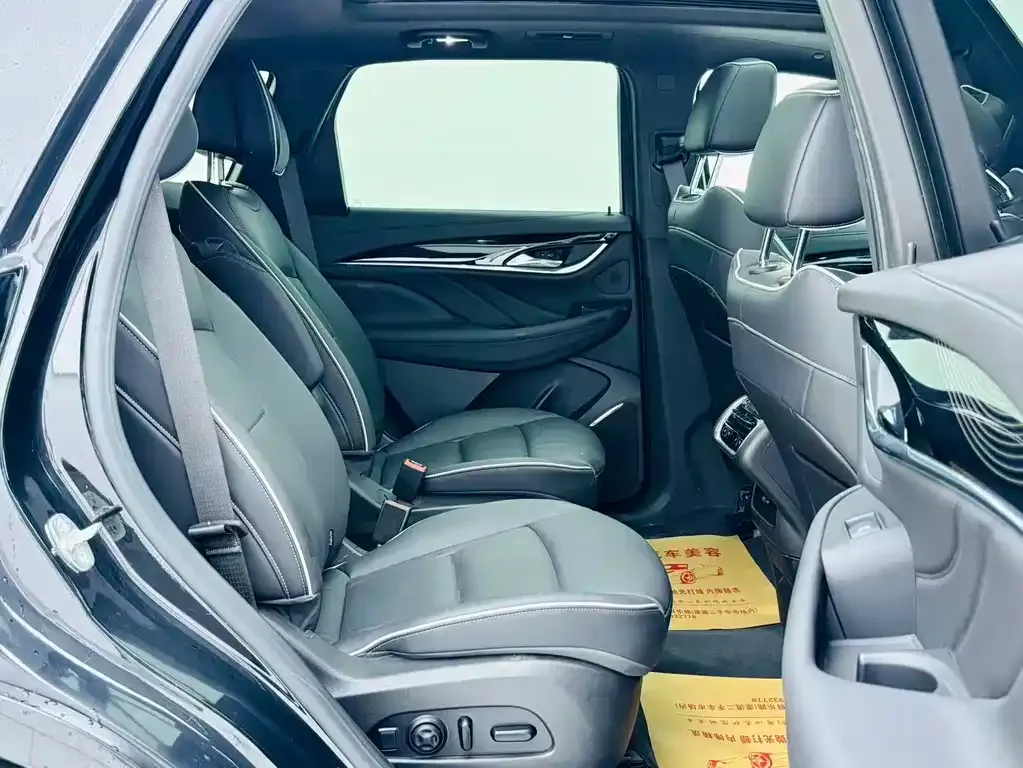 Buick Enclave — фото 6