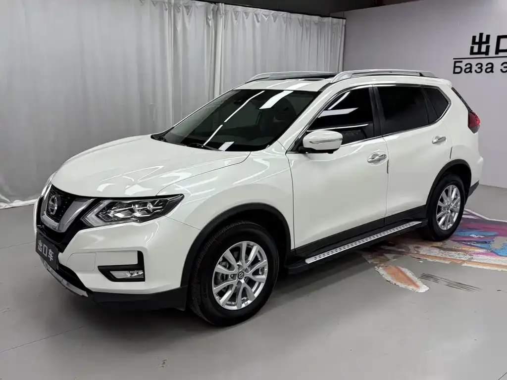 Nissan X-Trail — фото 1