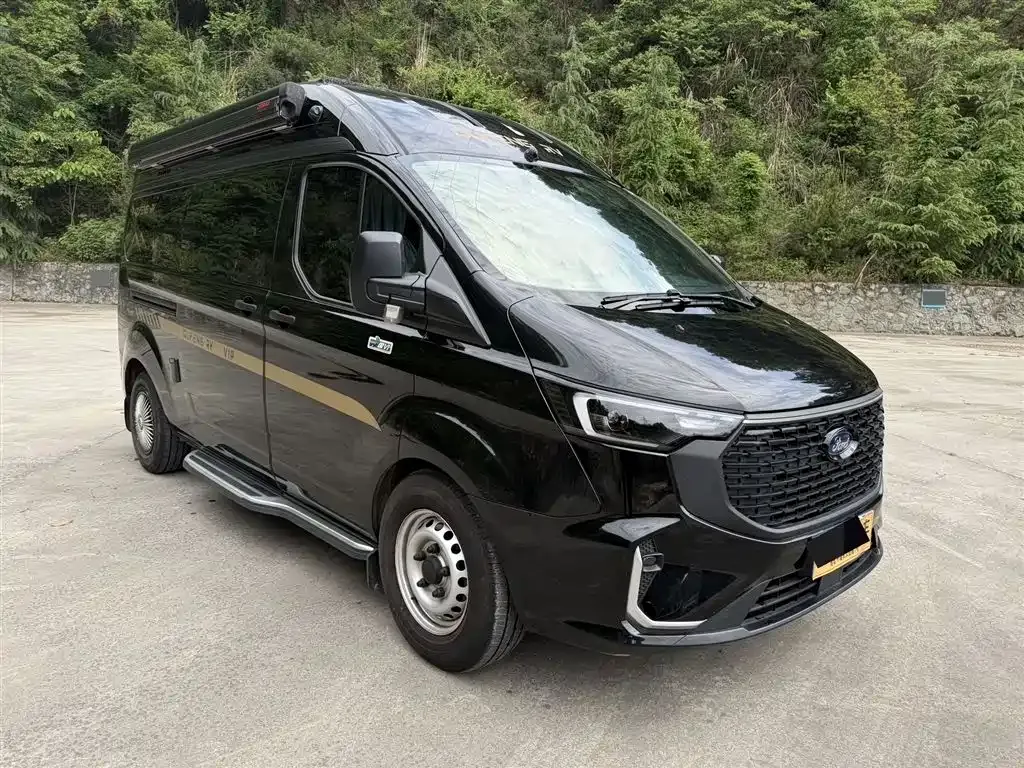 Ford Transit T8 — фото 3