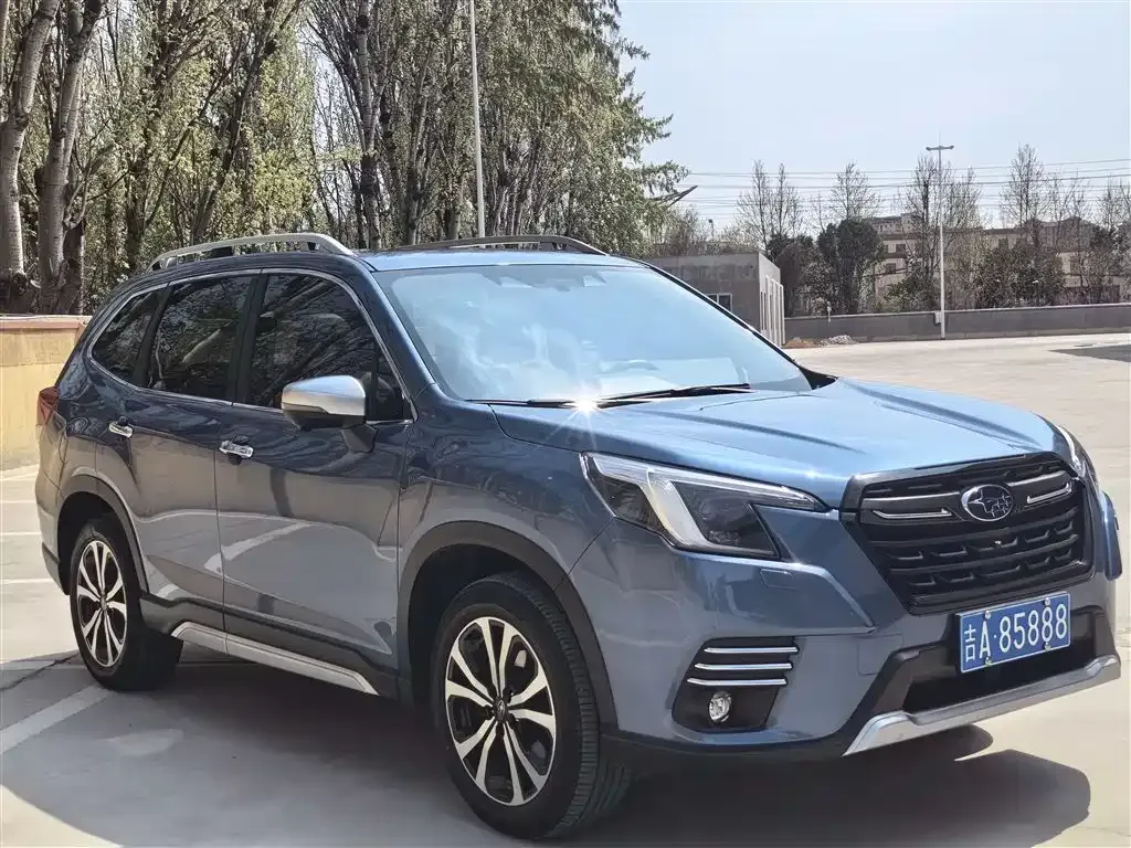 Subaru Forester — фото 8
