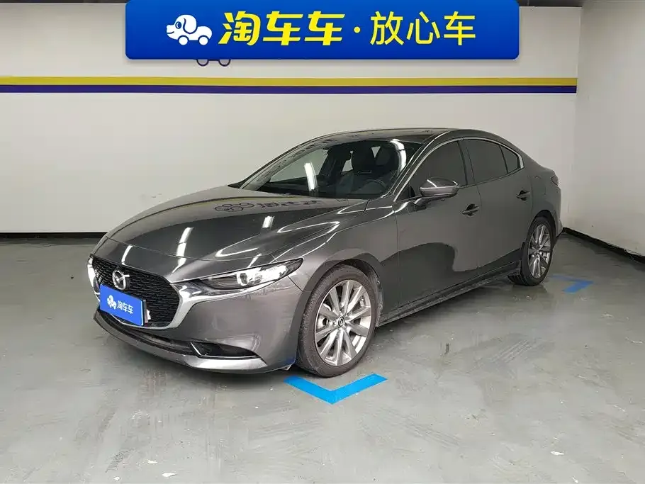 Mazda 3 Axela — фото 1