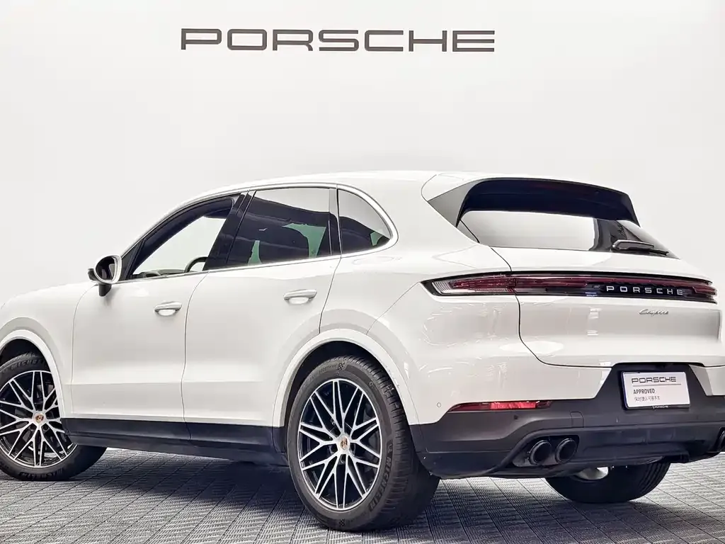 Porsche Cayenne — фото 6
