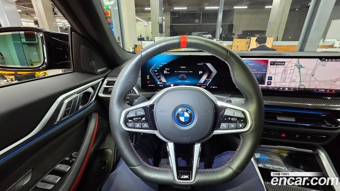 BMW i4 — фото 8