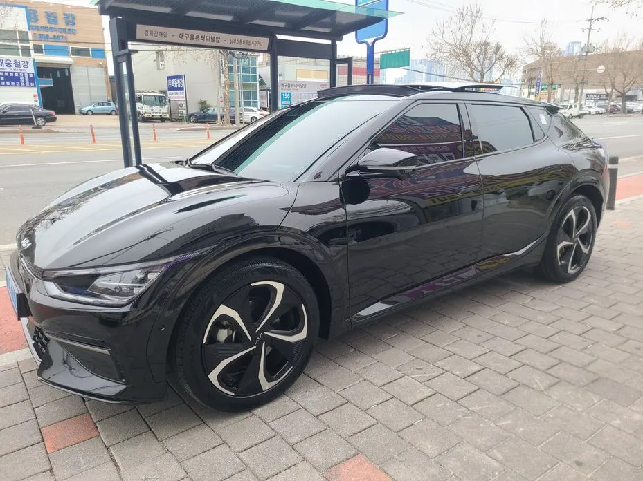 Kia EV6 — фото 8