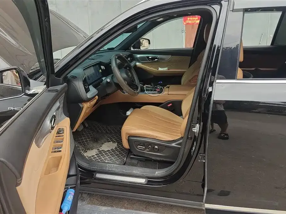 GAC Motor Trumpchi ES9 — фото 10