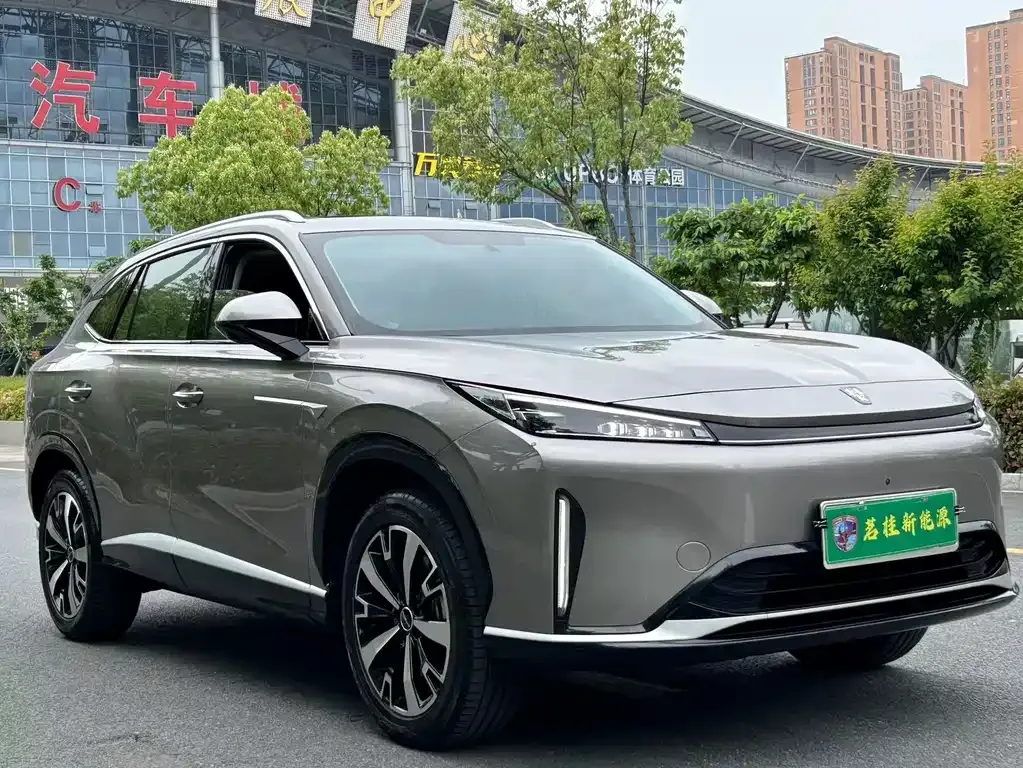 Roewe D5X DMH — фото 9