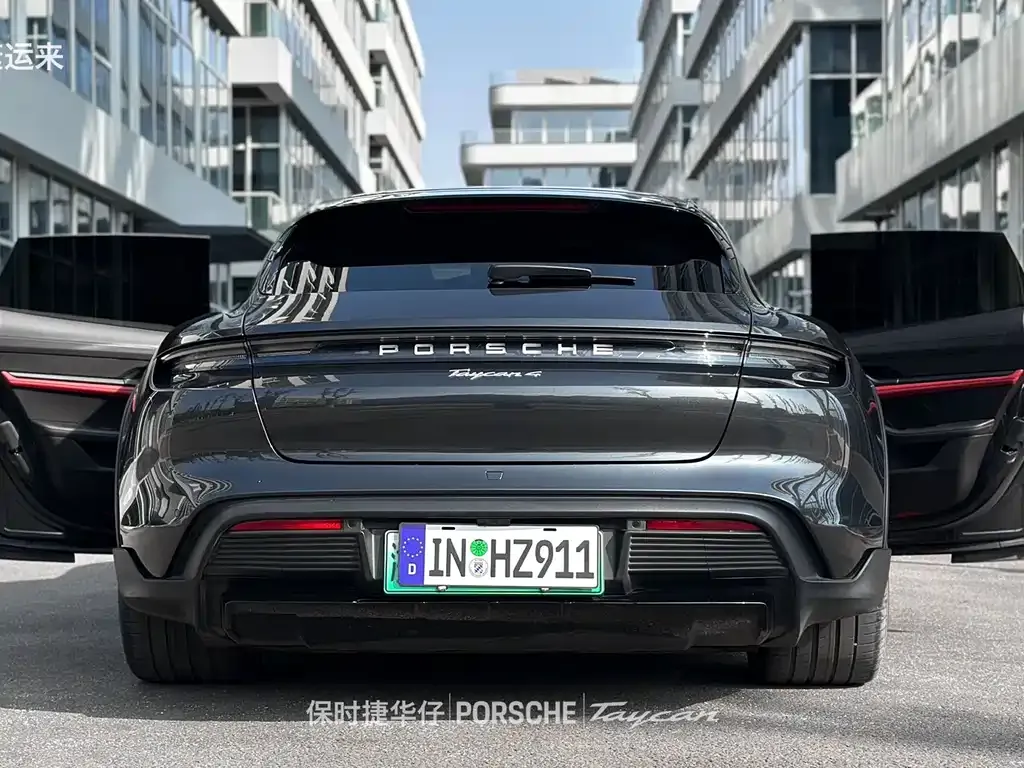Porsche Taycan — фото 5