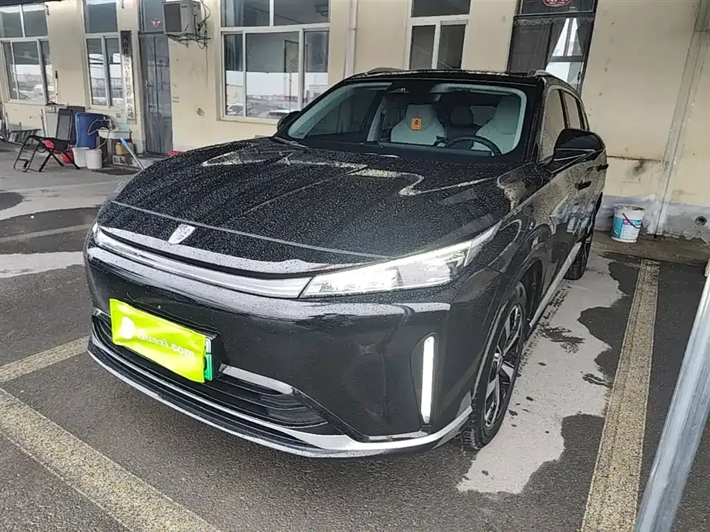 Roewe D5X DMH — фото 1