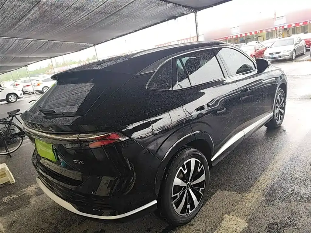 Roewe D5X DMH — фото 8