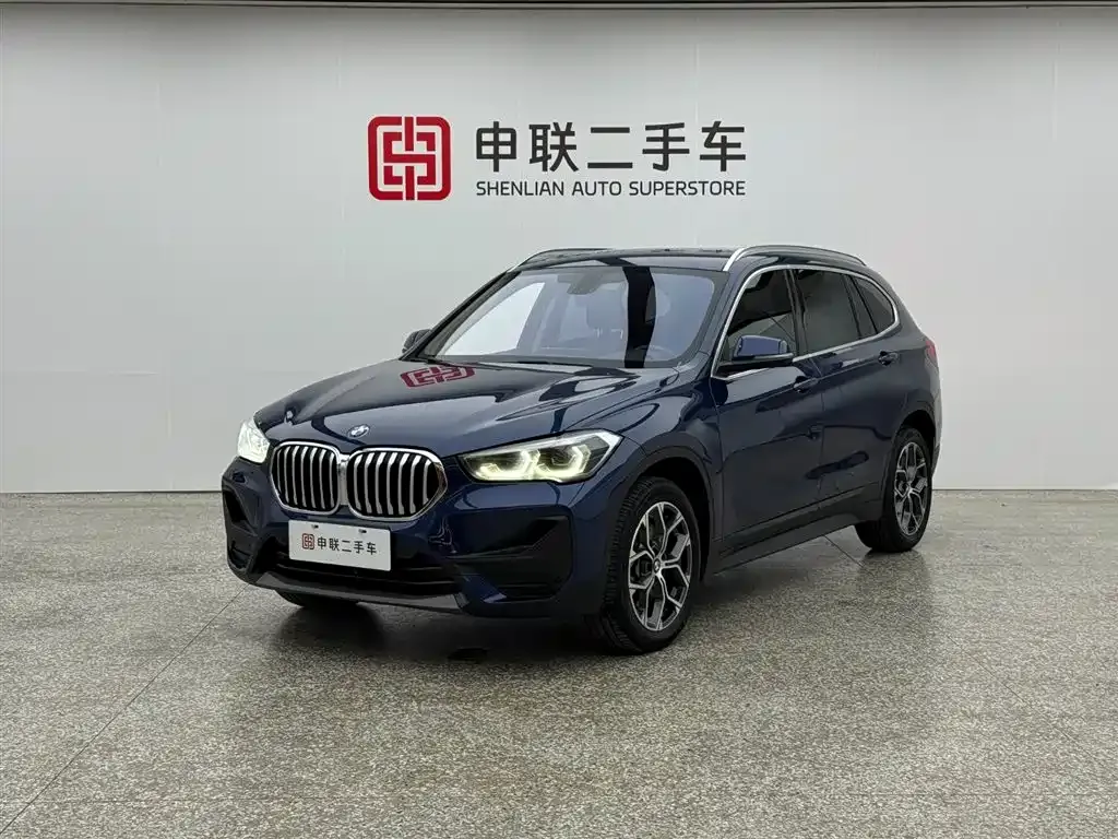 BMW X1 — фото 1
