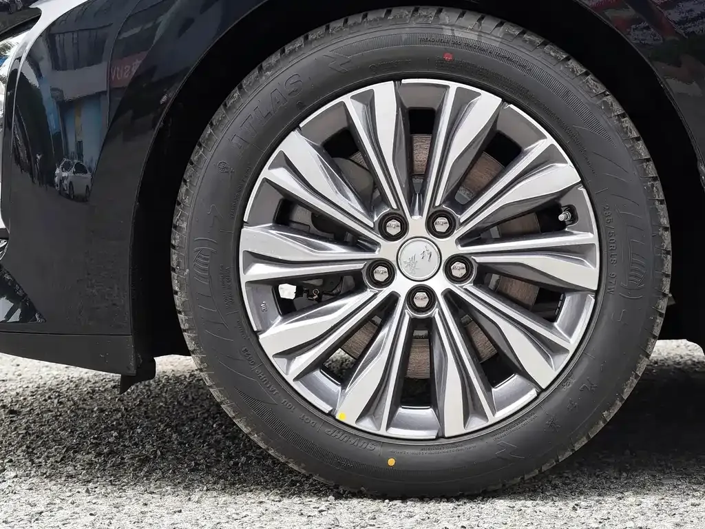 Hongqi E-QM5 — фото 10