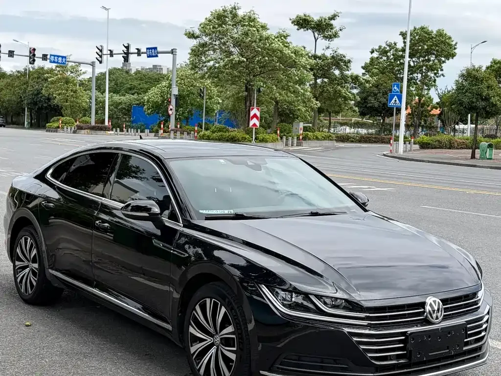 Volkswagen CC — фото 1