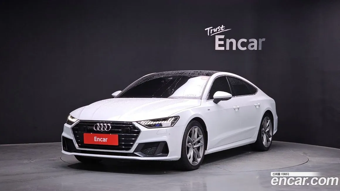 Audi A7 — фото 1