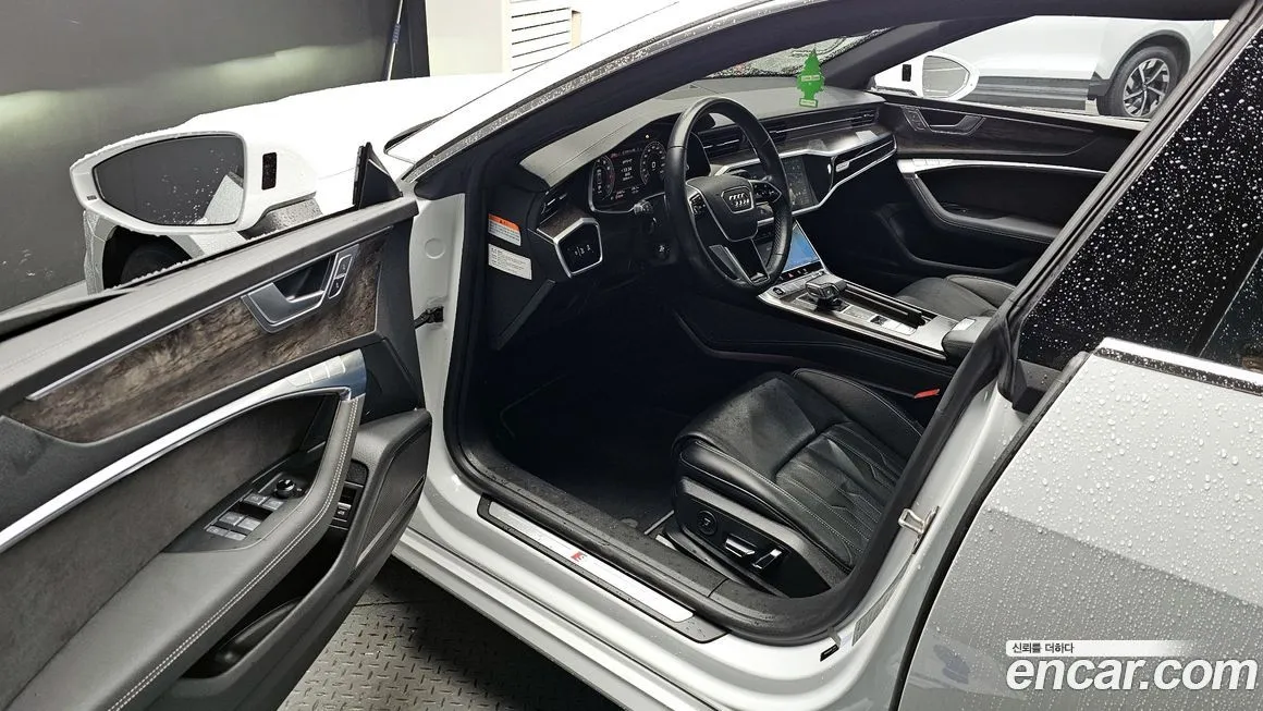 Audi A7 — фото 10