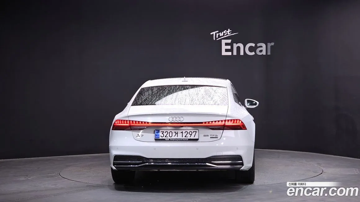 Audi A7 — фото 2