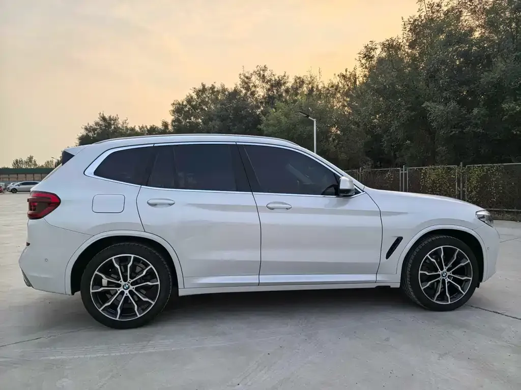 BMW X3 — фото 2