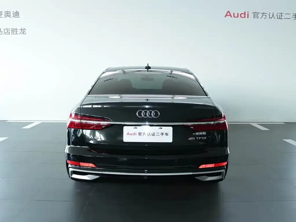 Audi A6L — фото 5
