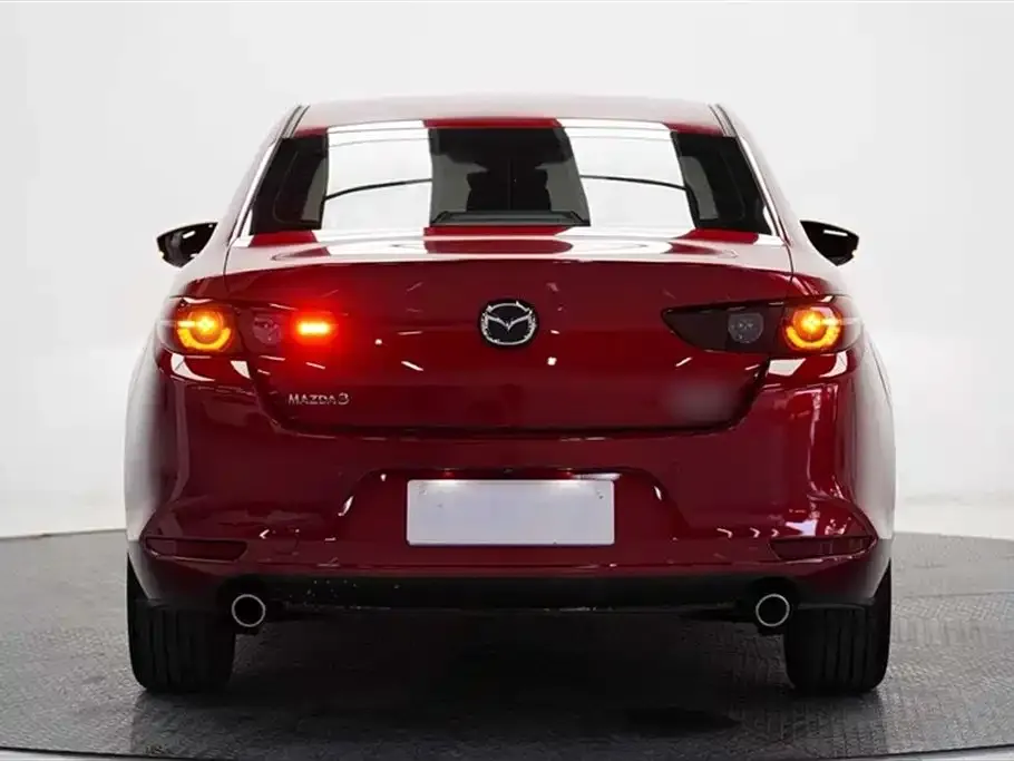 Mazda 3 Axela — фото 5