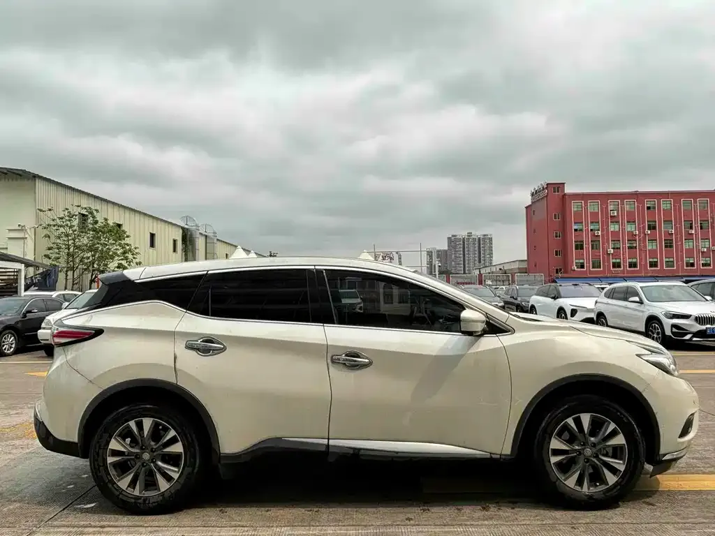 Nissan Murano — фото 10