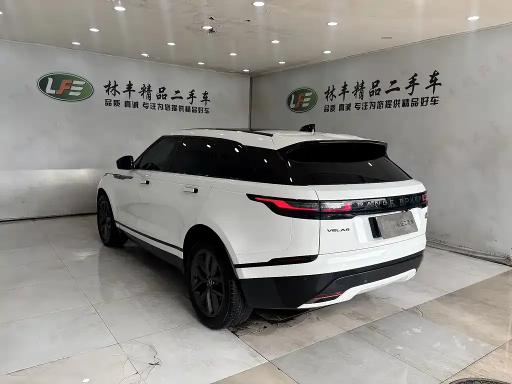 Land Rover Velar — фото 10