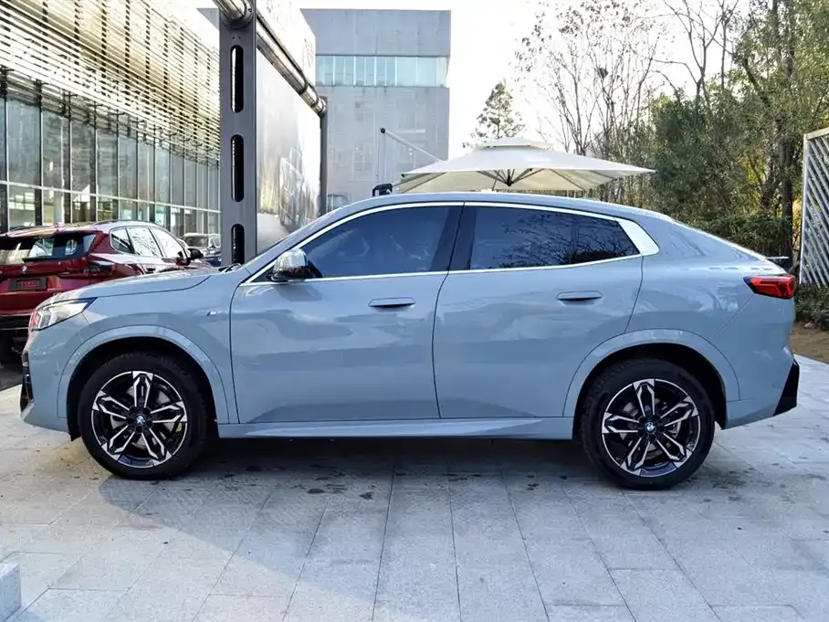 BMW X2 — фото 8