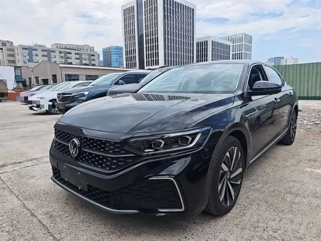 Volkswagen Passat — фото 5