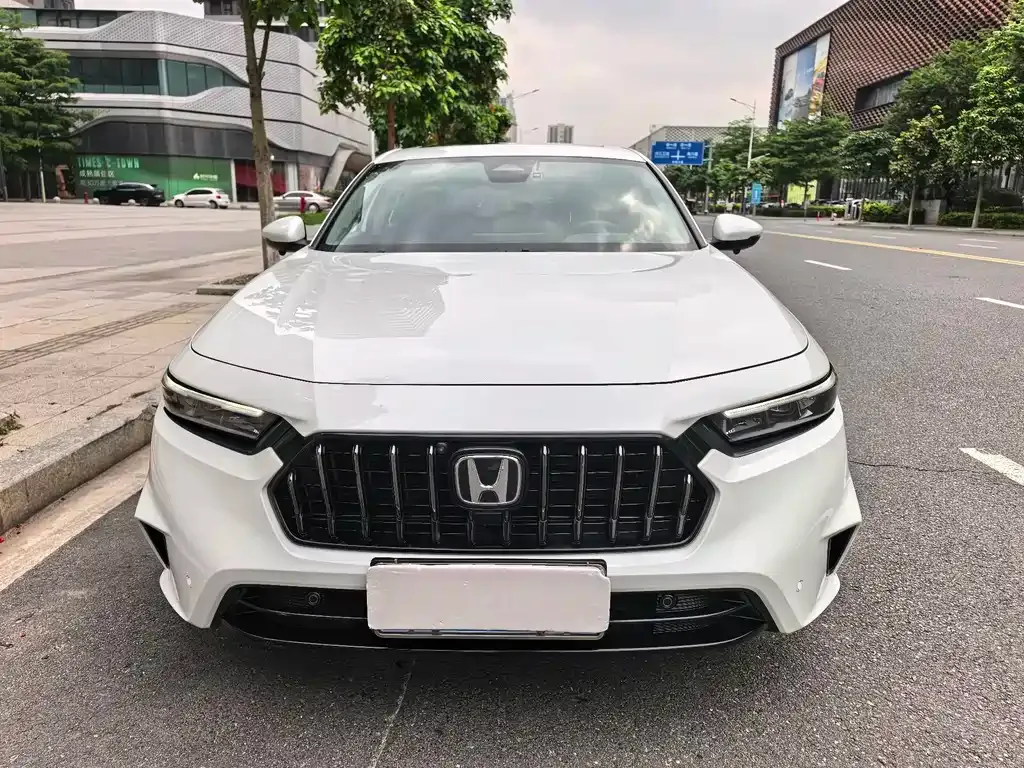 Honda Inspire — фото 2