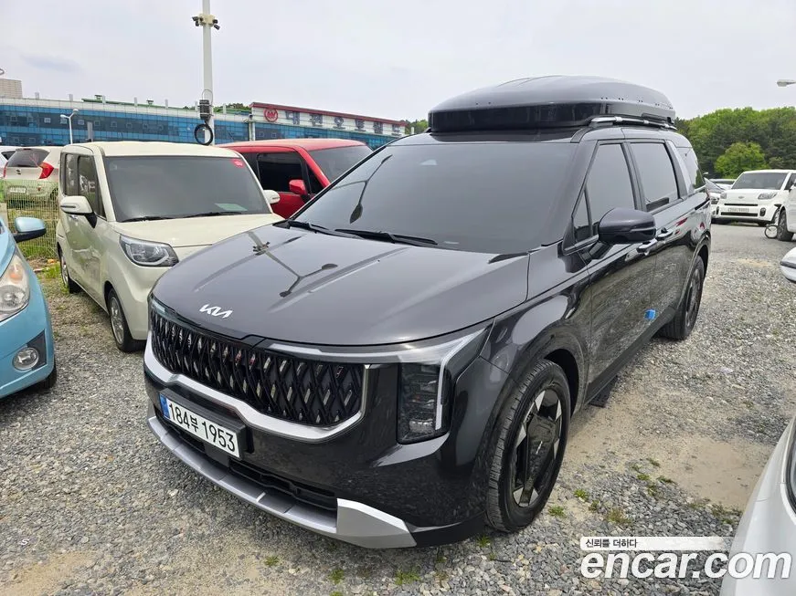 Kia Carnival — фото 1