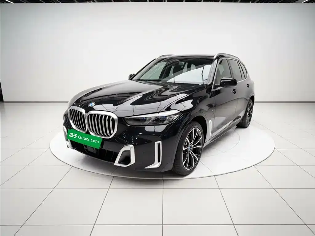 BMW X5 — фото 1