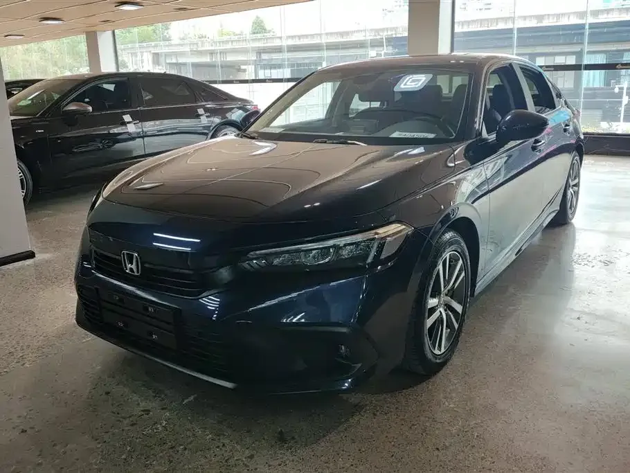 Honda Civic — фото 1