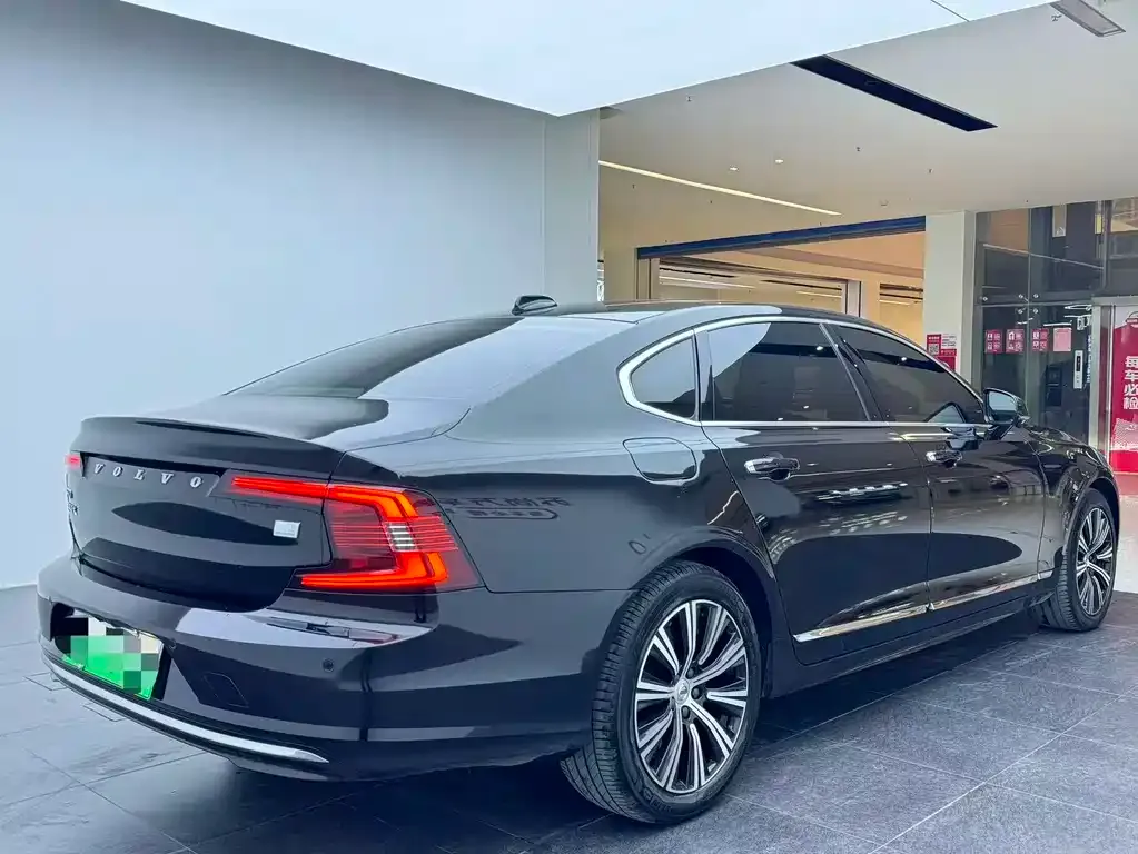 Volvo S90 PHEV — фото 2