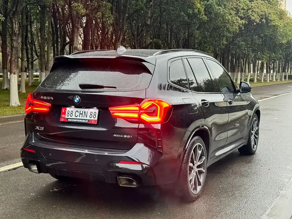 BMW X3 — фото 10