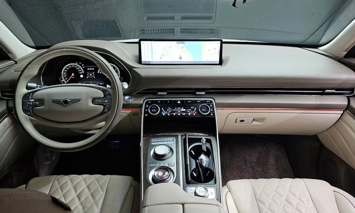 Genesis GV80 — фото 10