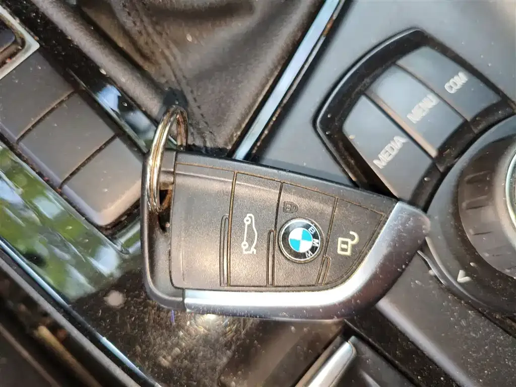 BMW X2 — фото 3
